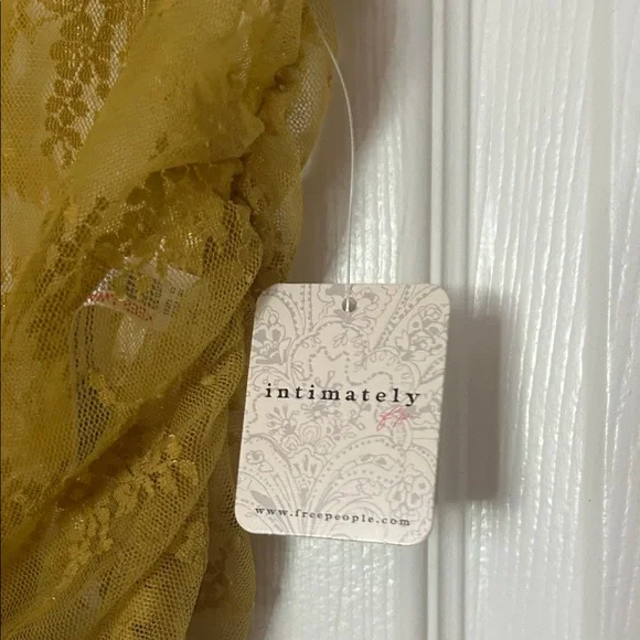 Intimately Free People Sheer Mustard Lace Sleeveless Top NWT size small - Picture 2 of 6